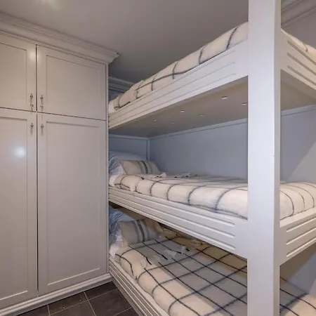 3 Met Zeezicht In Lägenhet