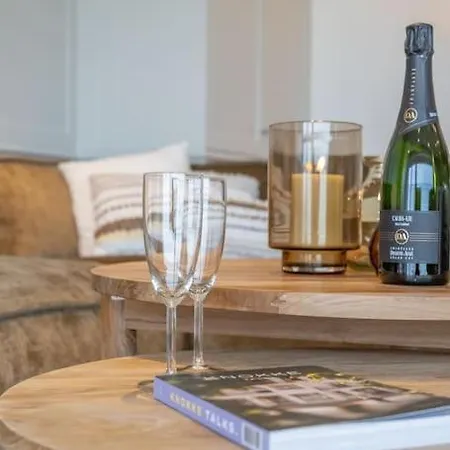 3 Met Zeezicht In Appartement