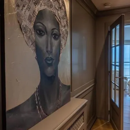 3 Met Zeezicht In Appartement *